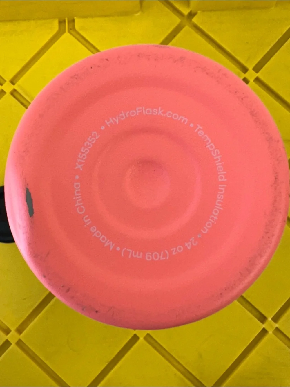 Hydro Flask 24 oz Standard Mouth Stainless Steel Rare Color Coral Pink